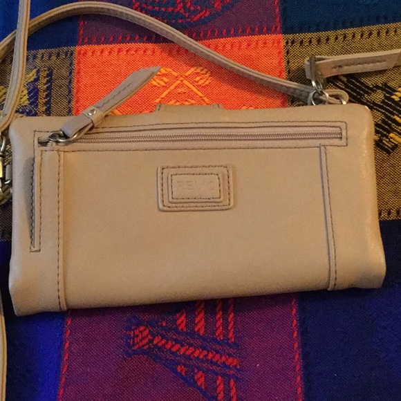 Relic by Fossil crossbody - Picture 3 of 3